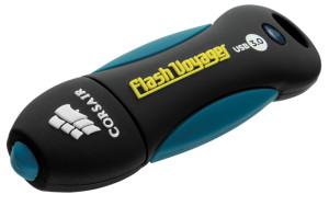 Corsair 32GB Voyager V2 32 GB 3.2 Gen 1 (3.1 Gen 1) Flash Drive